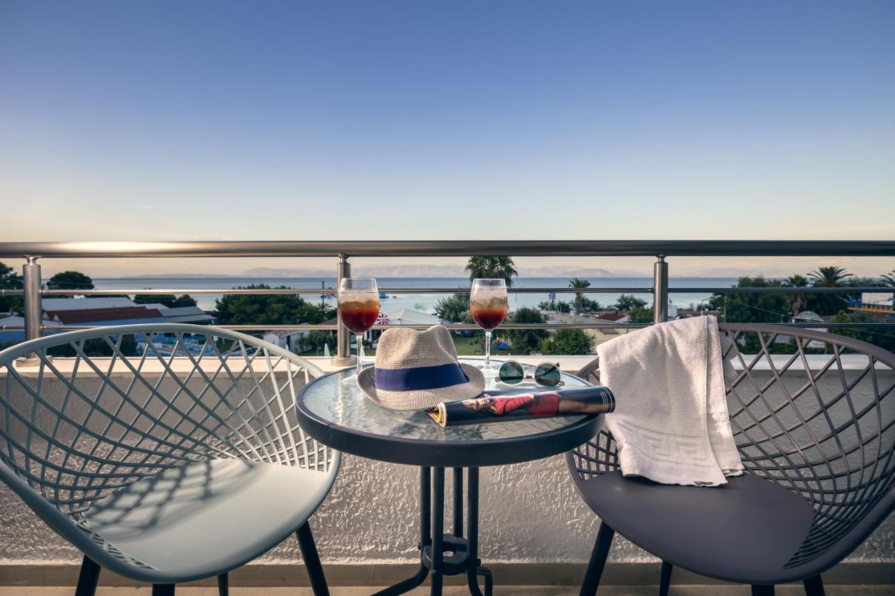 Hotel Albatros Μωραΐτικα Εξωτερικό φωτογραφία