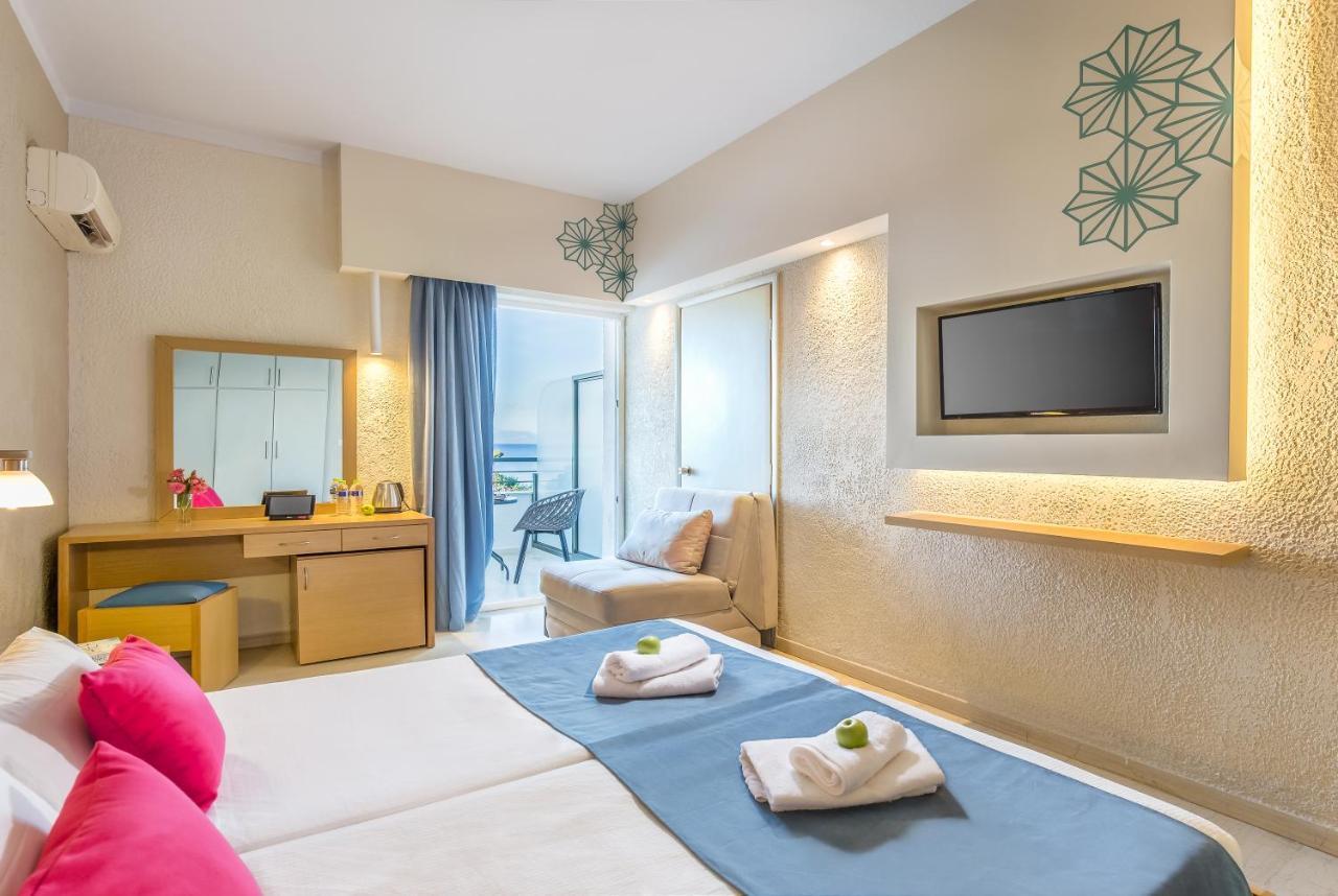 Hotel Albatros Μωραΐτικα Εξωτερικό φωτογραφία