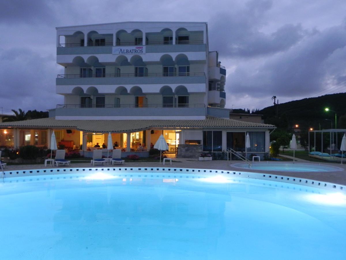Hotel Albatros Μωραΐτικα Εξωτερικό φωτογραφία